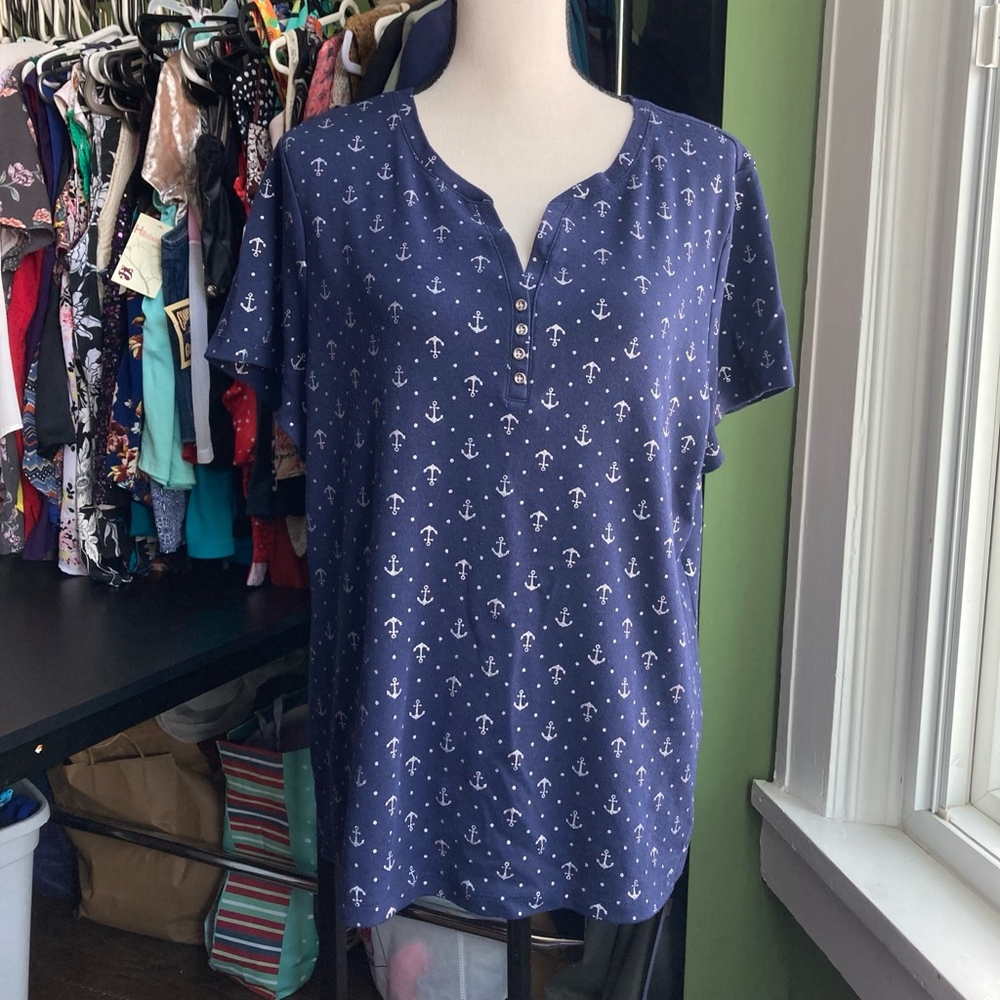 SOLD-Women's Top XXL Blue Anchor Print Short Sleeve